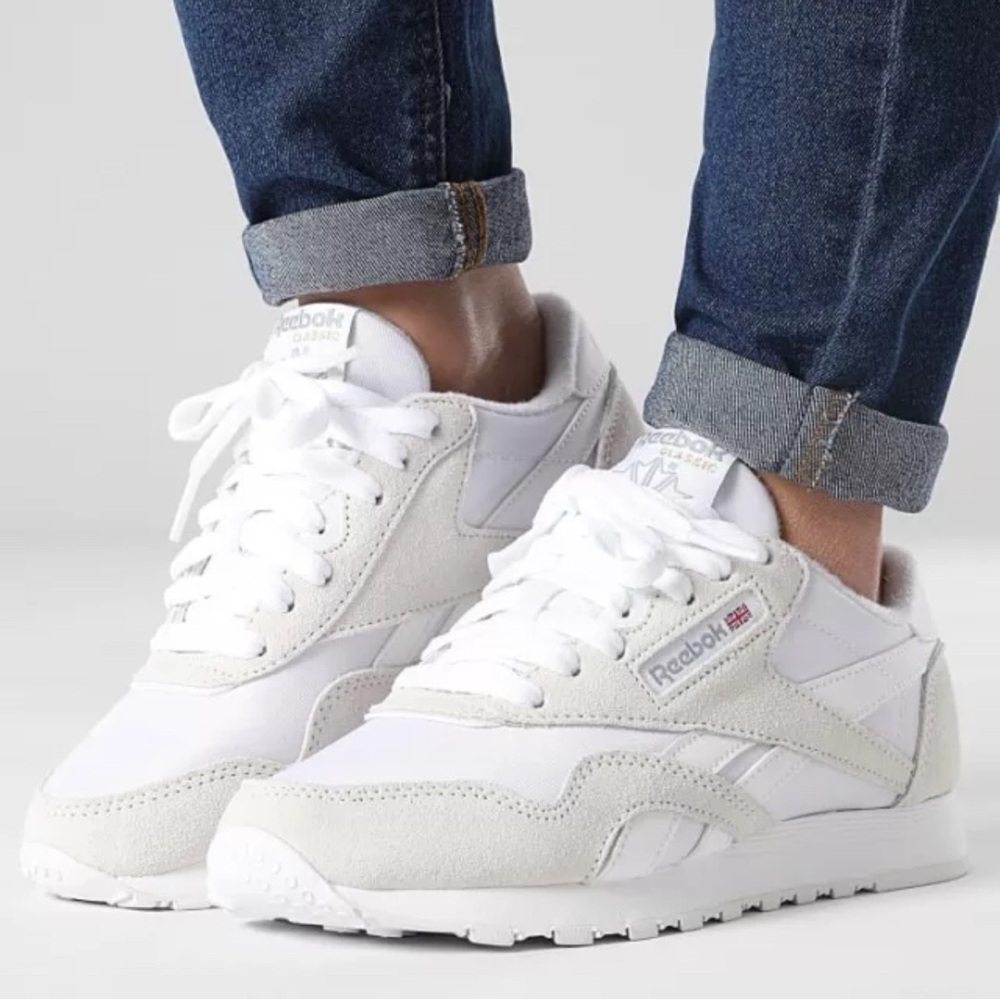 Reebok Women’s Classic Nylon Sneakers Sz9.5